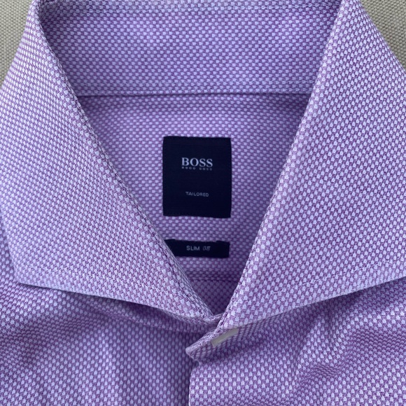 Hugo Boss Slim-Fit Cutaway Collar Textured Nailhead Shirt in Lavender 15 1/2 - Picture 4 of 5